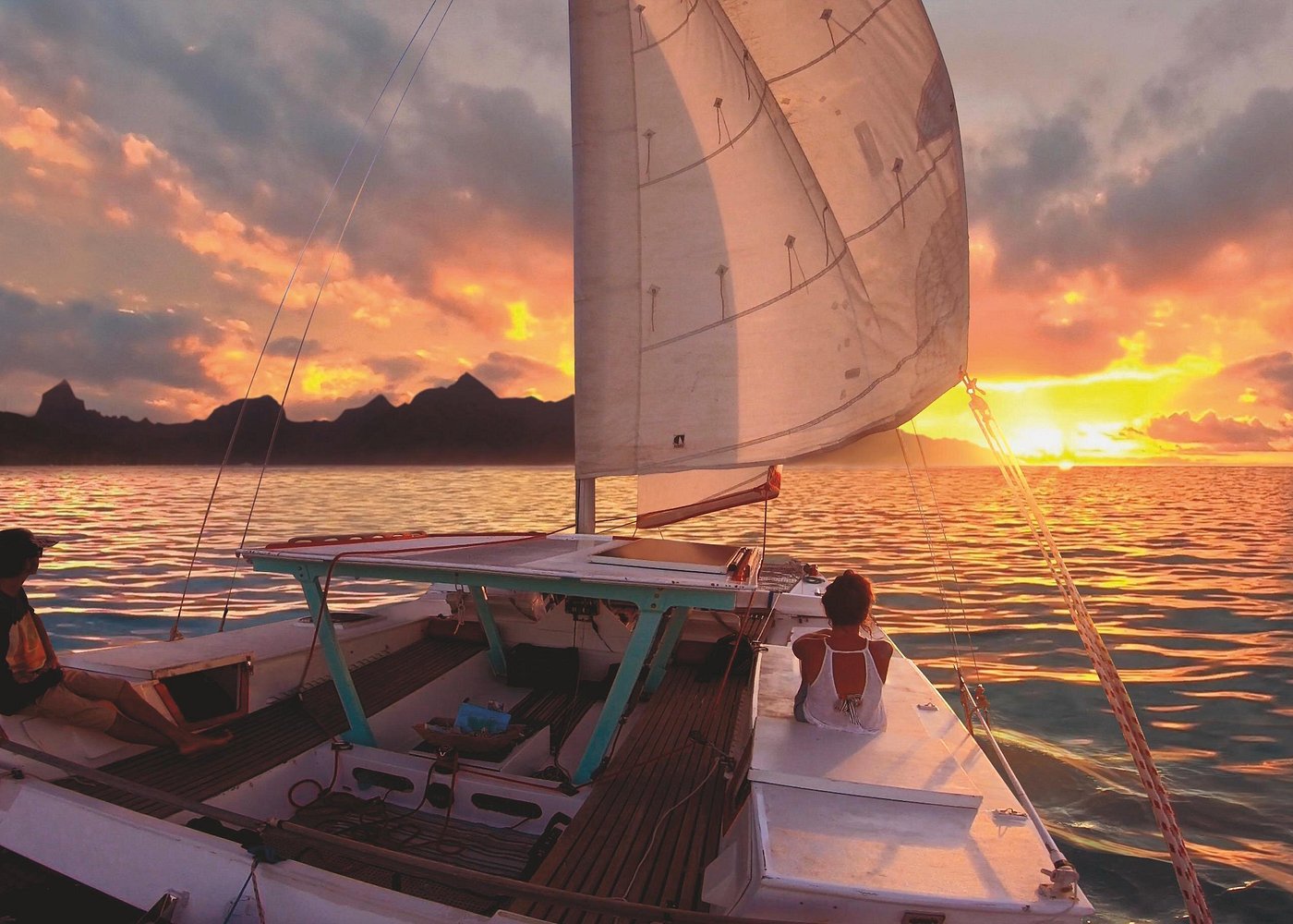 Sunset catamaran cruise Moorea